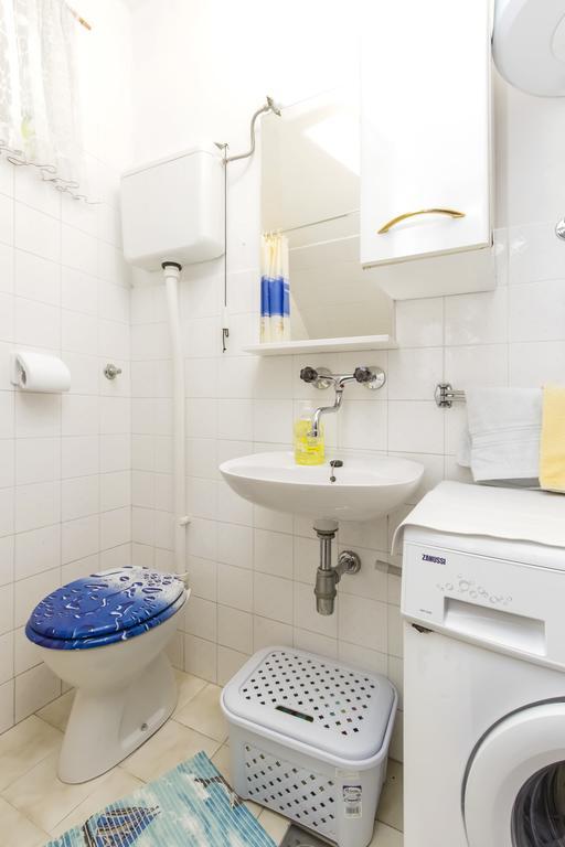 Apartment Neven Rogoznica  Kamer foto
